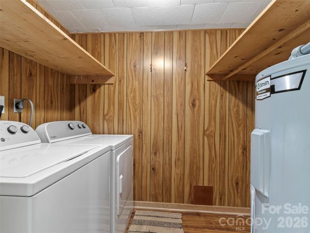 24 Baldridge Drive, Burnsville, NC 28714