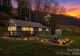 24 Baldridge Drive, Burnsville, NC 28714