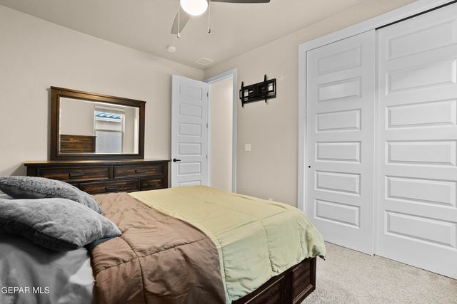 733 BIRMINGHAM Place, El Paso, TX 79928