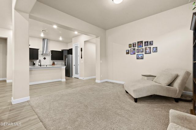 733 BIRMINGHAM Place, El Paso, TX 79928