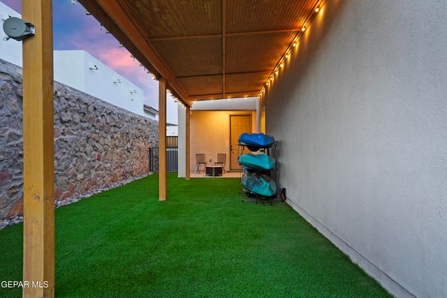 733 BIRMINGHAM Place, El Paso, TX 79928