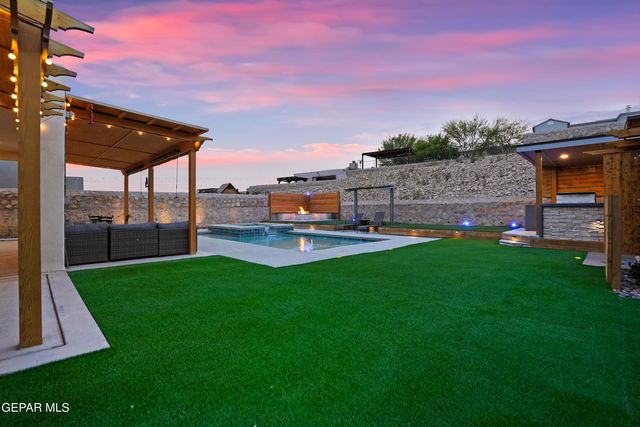 733 BIRMINGHAM Place, El Paso, TX 79928