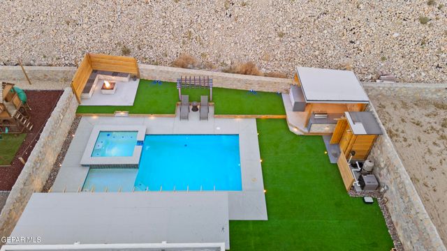 733 BIRMINGHAM Place, El Paso, TX 79928