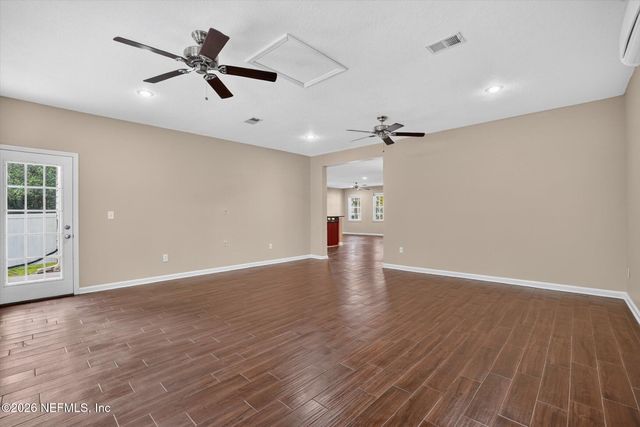12205 LAVENHORN Road, Jacksonville, FL 32258
