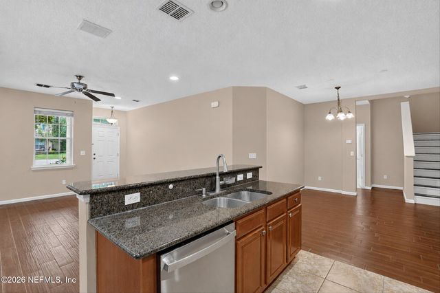 12205 LAVENHORN Road, Jacksonville, FL 32258