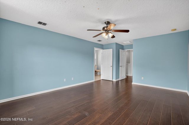 12205 LAVENHORN Road, Jacksonville, FL 32258