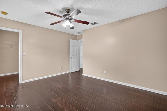 12205 LAVENHORN Road, Jacksonville, FL 32258