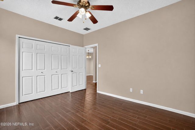 12205 LAVENHORN Road, Jacksonville, FL 32258