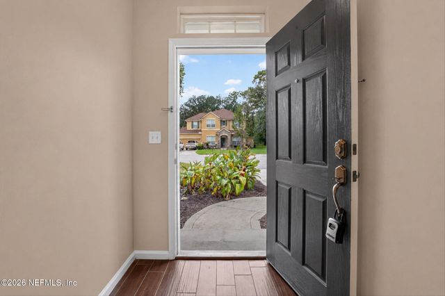 12205 LAVENHORN Road, Jacksonville, FL 32258