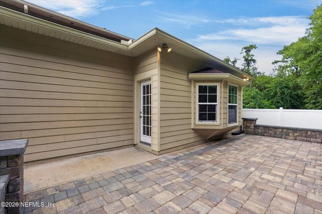 12205 LAVENHORN Road, Jacksonville, FL 32258