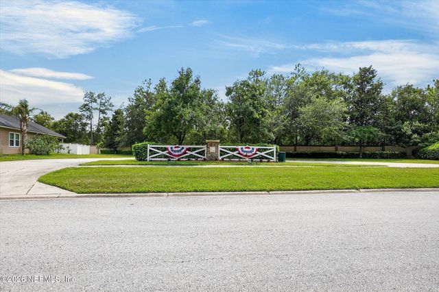 12205 LAVENHORN Road, Jacksonville, FL 32258
