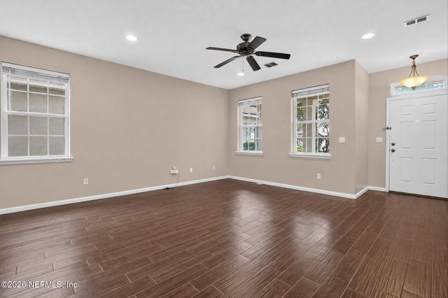 12205 LAVENHORN Road, Jacksonville, FL 32258