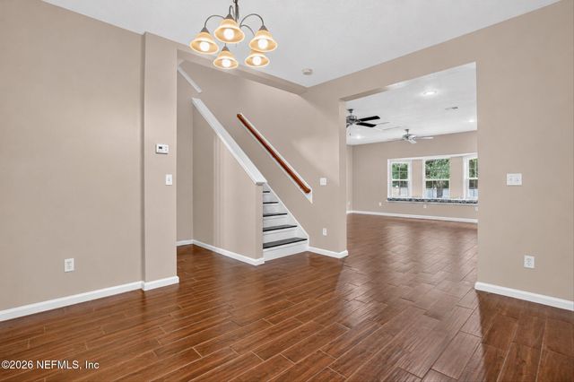 12205 LAVENHORN Road, Jacksonville, FL 32258