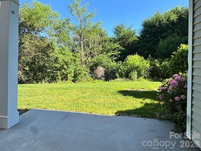 11198 Bridgewater Drive, Huntersville, NC 28078