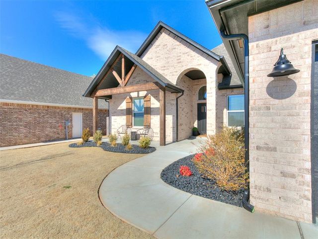 11617 SW 58th Street, Mustang, OK 73064