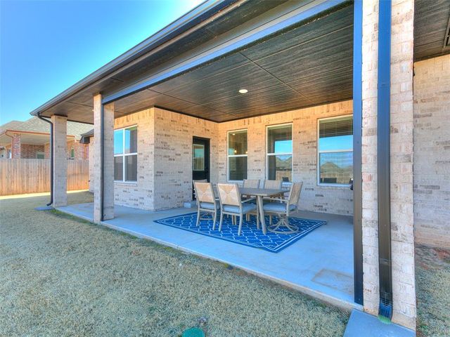 11617 SW 58th Street, Mustang, OK 73064