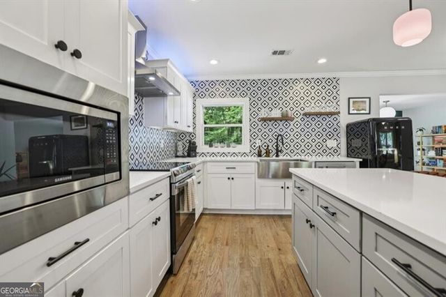 1702 Valencia Road, Decatur, GA 30032