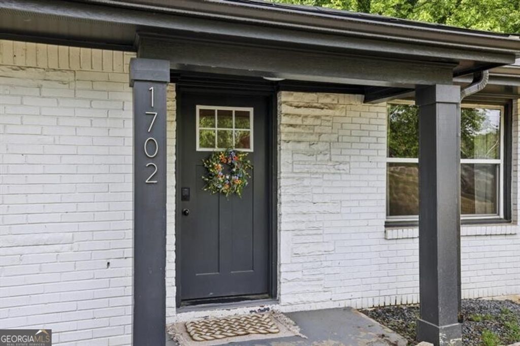 1702 Valencia Road, Decatur, GA 30032
