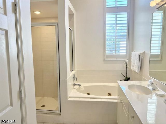 4510 Riverwatch DR 203, Bonita Springs, FL 34134