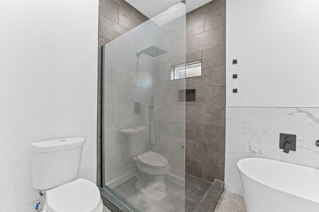 11046 Delford Circle, Dallas, TX 75228