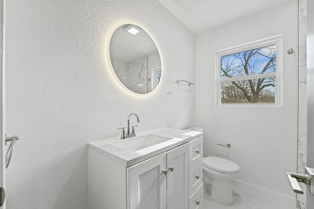 11046 Delford Circle, Dallas, TX 75228