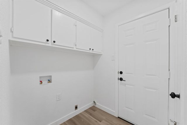 11046 Delford Circle, Dallas, TX 75228