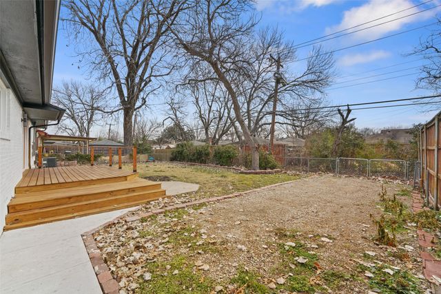 11046 Delford Circle, Dallas, TX 75228