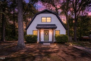 238 E Vance, Zebulon, NC 27597