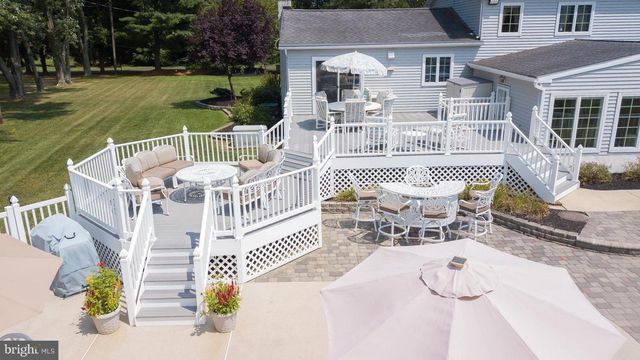 1581 COMMISSIONERS RD, Mullica Hill, NJ 08062