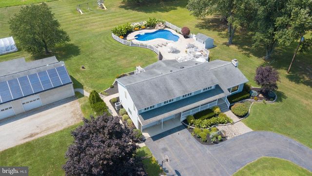 1581 COMMISSIONERS RD, Mullica Hill, NJ 08062
