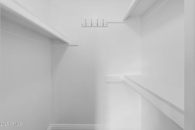 2030 W PORTOBELLO Avenue, Mesa, AZ 85202