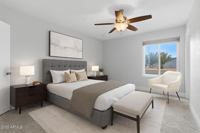 2030 W PORTOBELLO Avenue, Mesa, AZ 85202