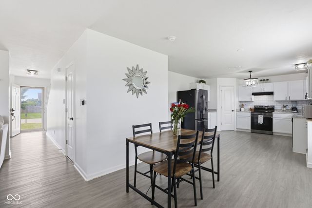 375 Michael Drive, Atlanta, IN 46031