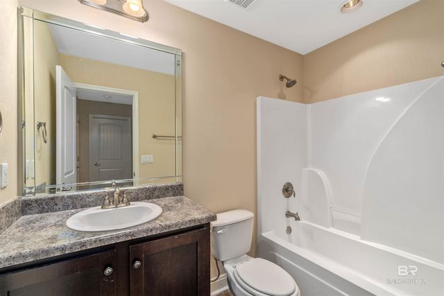 200 Farringdon Boulevard, Fairhope, AL 36532