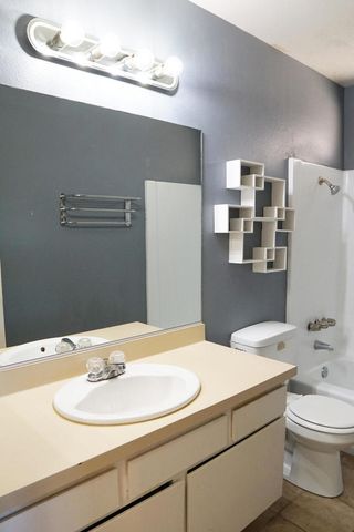 52145 Avenida Bermudas, La Quinta, CA 92253