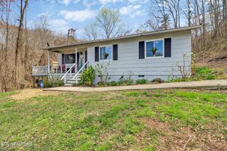 3225 W Wolf Valley Rd, Clinton, TN 37716