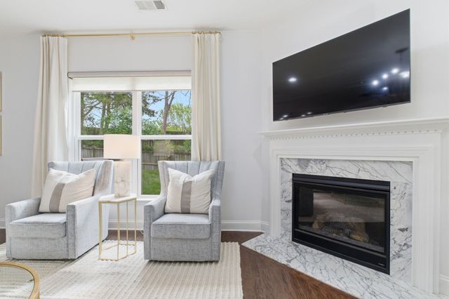 3008 Davinci Ct, Thompsons Station, TN 37179