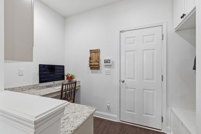 3008 Davinci Ct, Thompsons Station, TN 37179