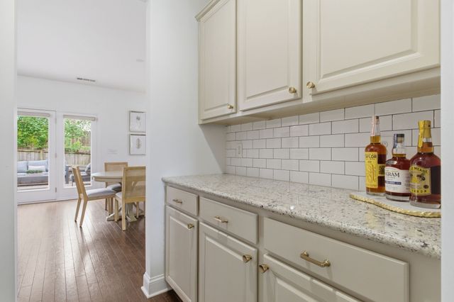 3008 Davinci Ct, Thompsons Station, TN 37179