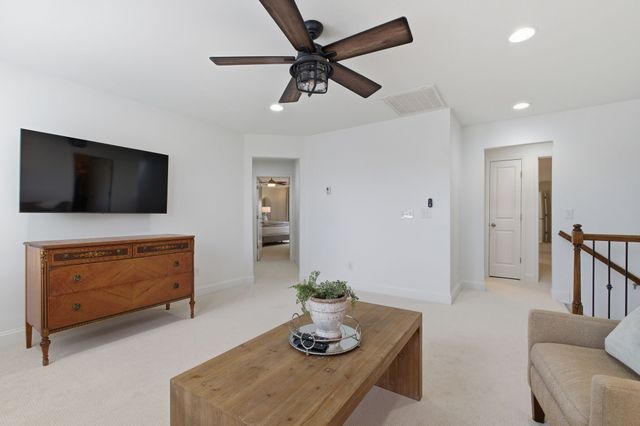 3008 Davinci Ct, Thompsons Station, TN 37179