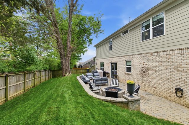 3008 Davinci Ct, Thompsons Station, TN 37179