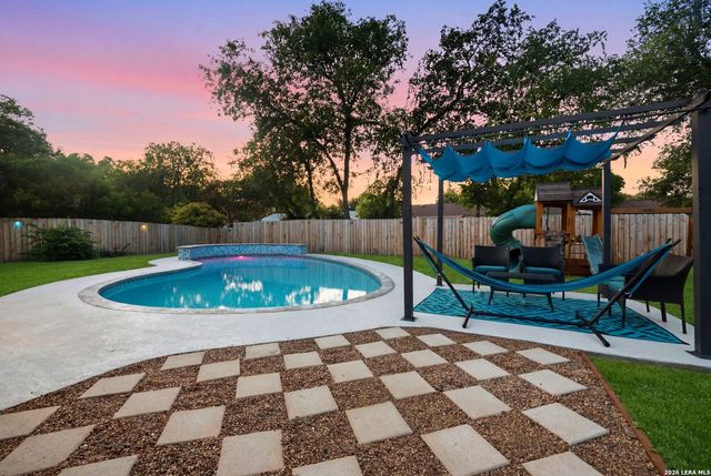5127 CRUSADE DR, San Antonio, TX 78218