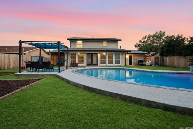 5127 CRUSADE DR, San Antonio, TX 78218