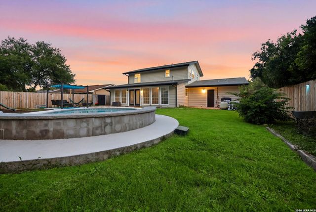 5127 CRUSADE DR, San Antonio, TX 78218