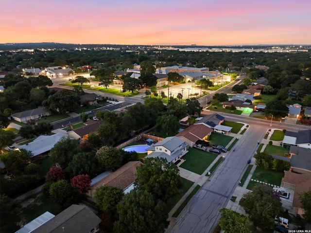 5127 CRUSADE DR, San Antonio, TX 78218