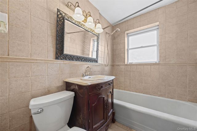 6291 Broadway A6, Bronx, NY 10471