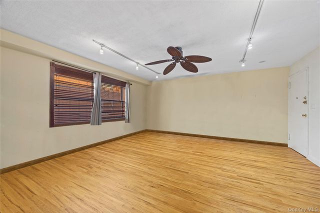 6291 Broadway A6, Bronx, NY 10471