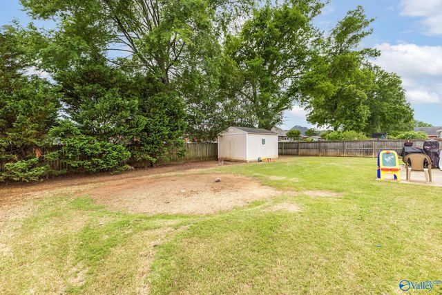 2205 Victoria Drive SW, Decatur, AL 35603