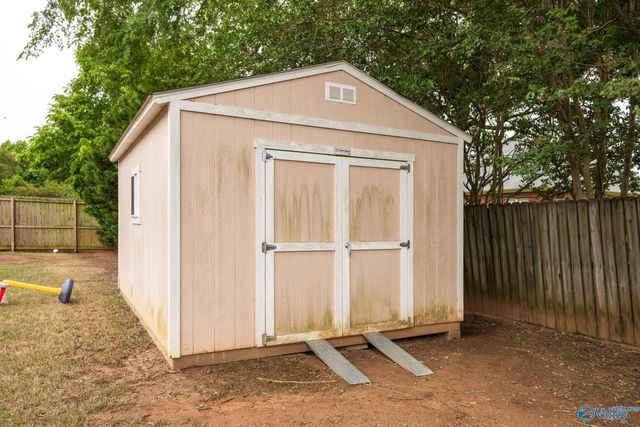 2205 Victoria Drive SW, Decatur, AL 35603