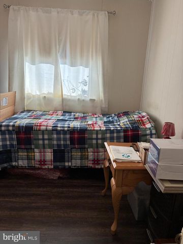 50 GREENWAY DR, Colonial Beach, VA 22443